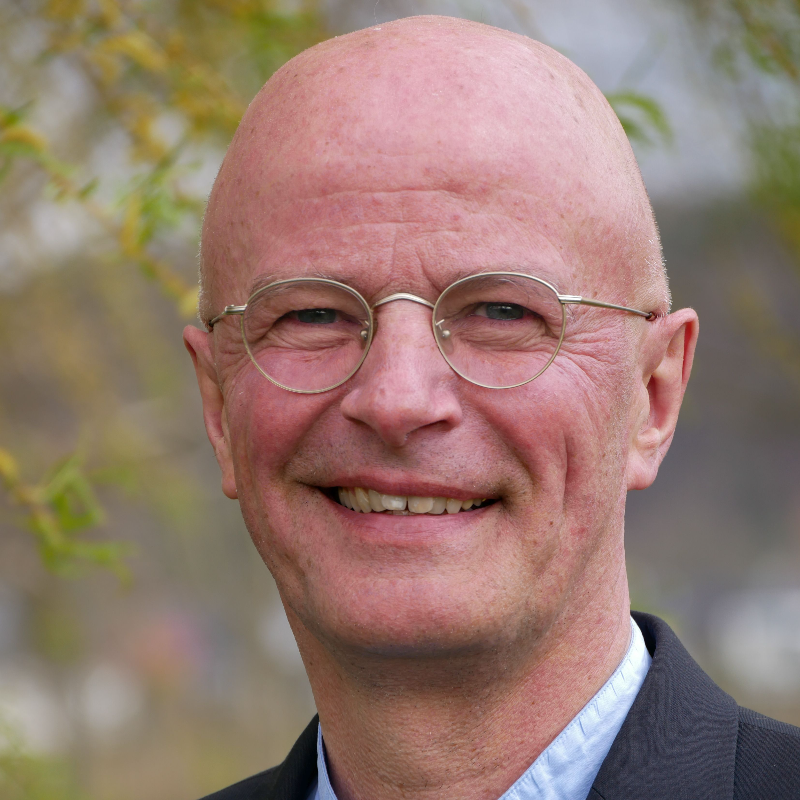 Prof. Dr. Reinhard Racke